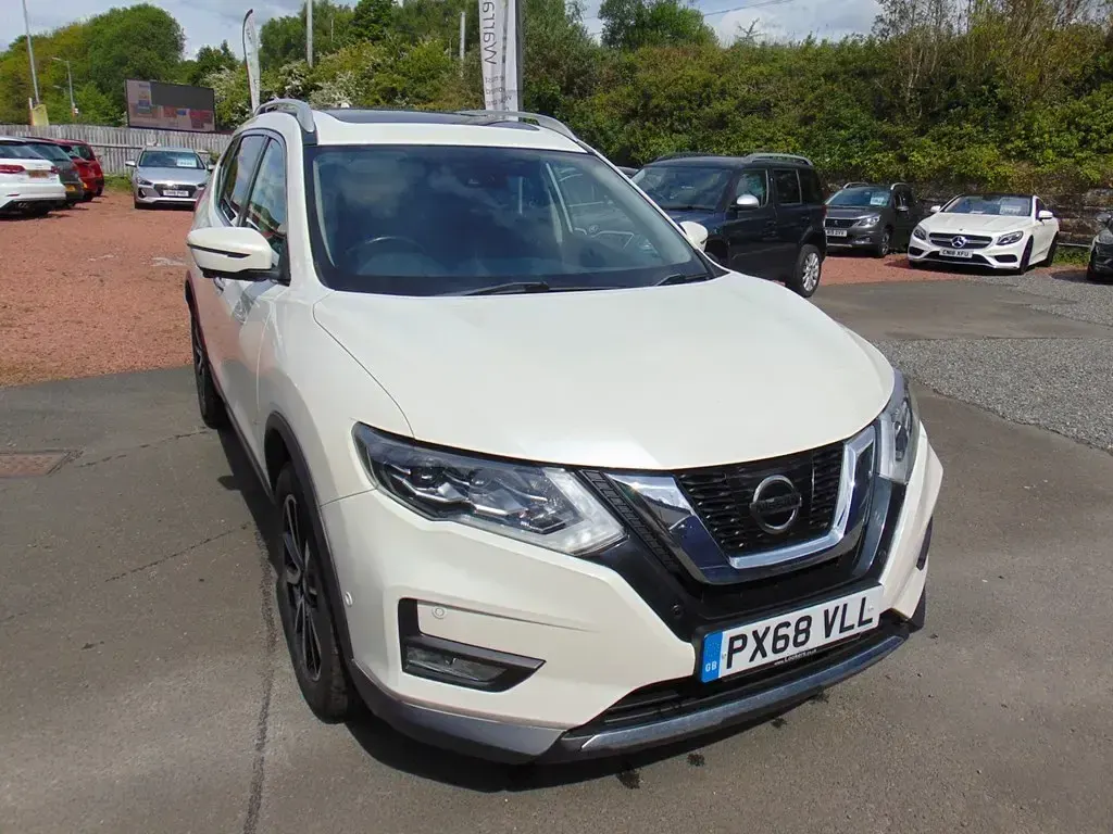 Used Nissan X-Trail Tekna 130 HP (95 kW) 2018 White SUV