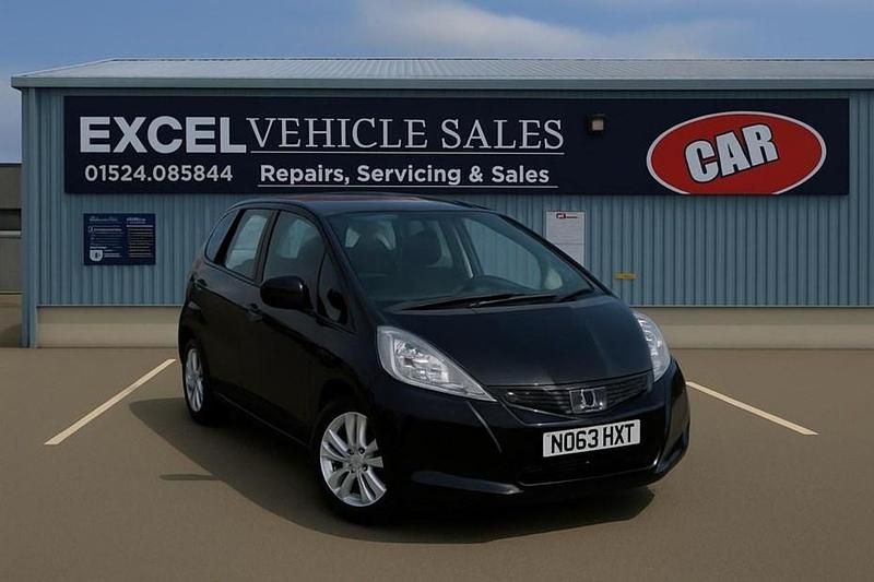 Used Honda Jazz ES 2013 Black Hatchback
