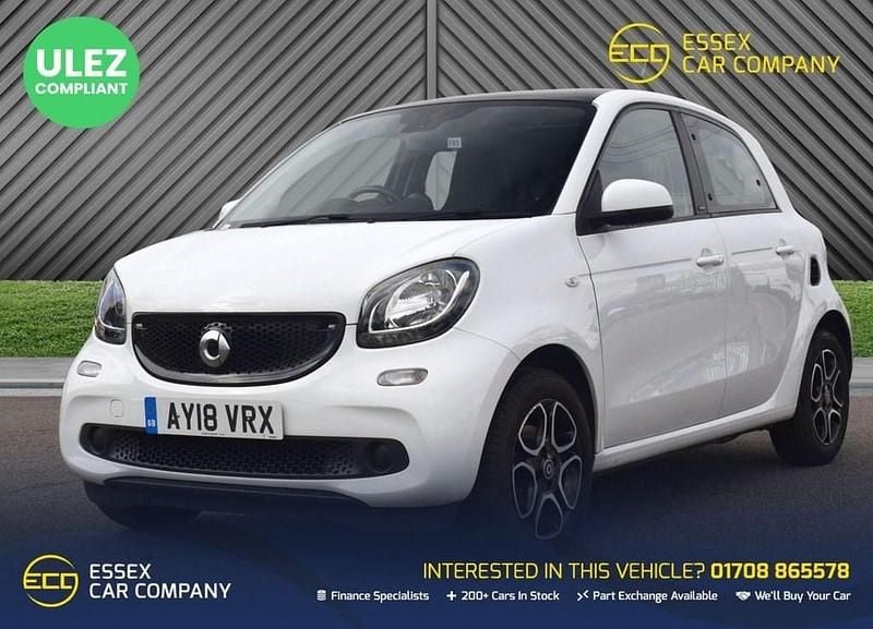 White Used 2018 Smart ForFour Premium Hatchback | £6,550 (Fair price) - Image 1/4