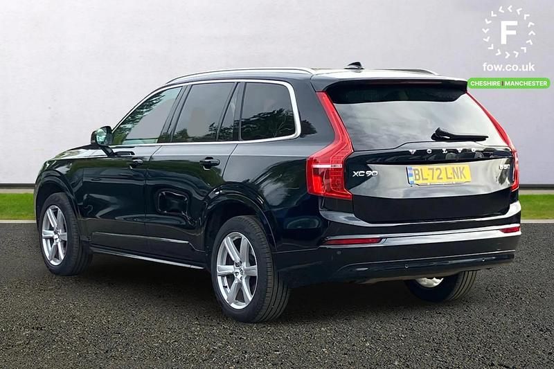 Begagnad Volvo XC90 Core 299 HK (219 kW) 2022 Svart SUV
