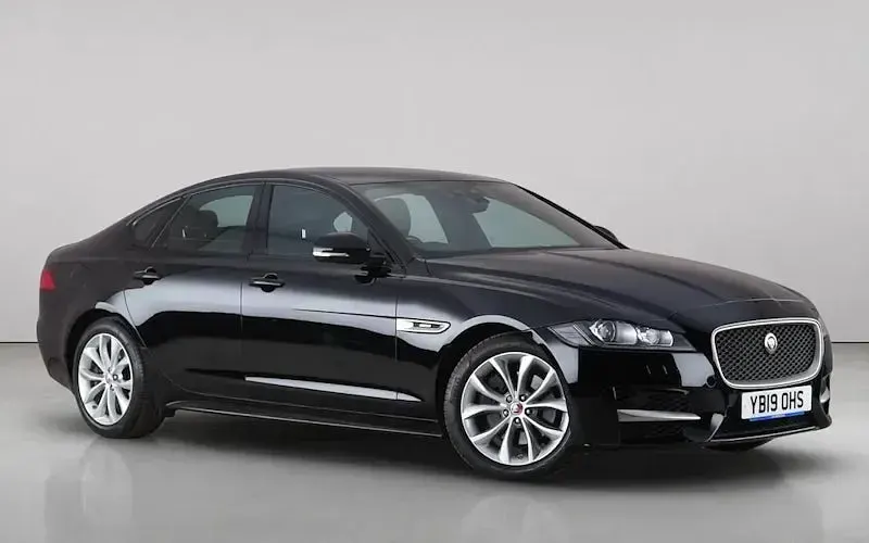 Used Jaguar XF R-Sport 250 HP (183 kW) 2019 Sedan