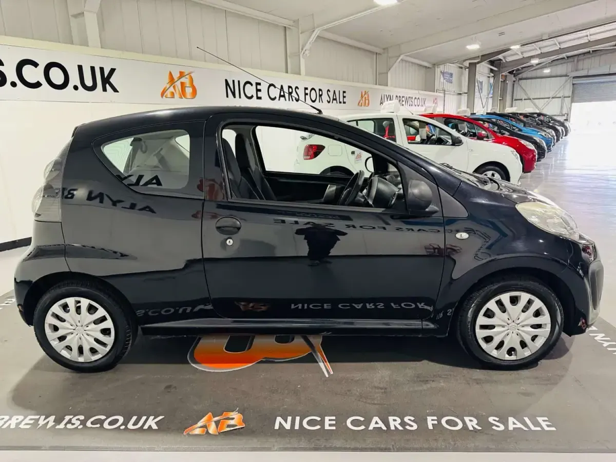 Usado Citroën C1 68 HP (50 kW) 2014 Preto Citadino