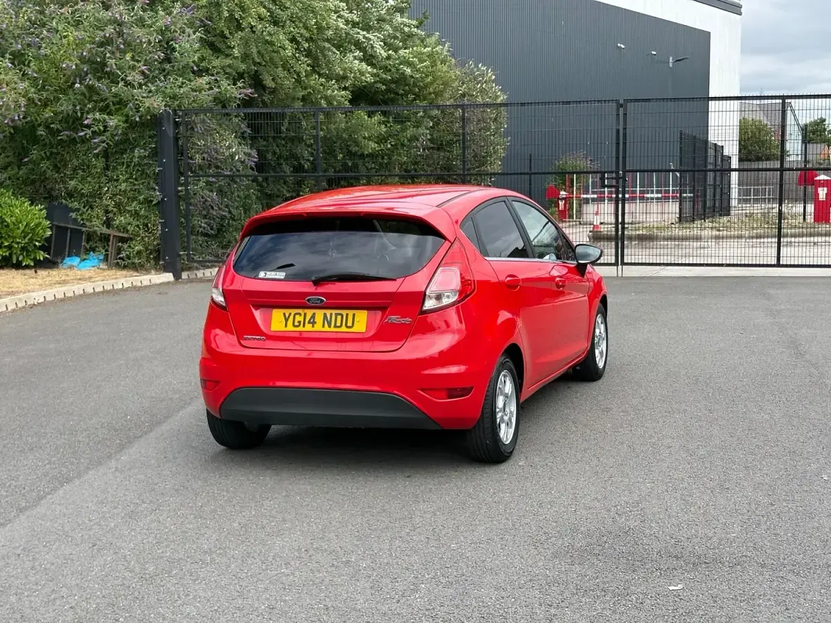 Used Ford Fiesta Zetec 2014 Red Hatchback