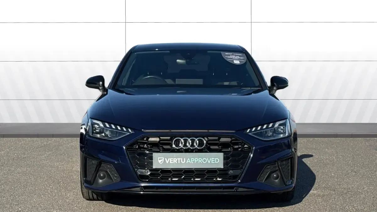 Used Audi A4 Advanced 150 HP (110 kW) 2021 Blue Sedan