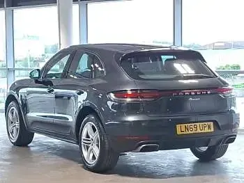 Used Porsche Macan 245 HP (180 kW) 2019 Grey SUV