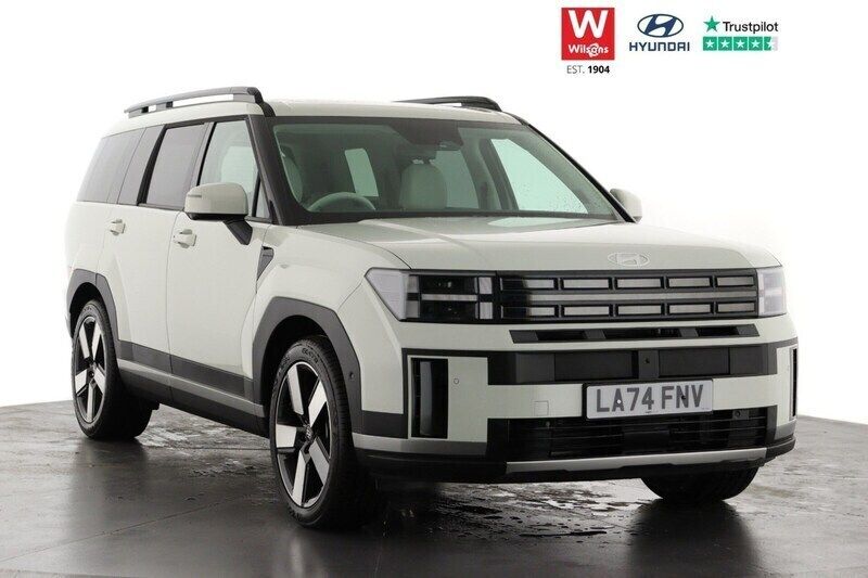 Green Used 2025 Hyundai Santa Fe Ultimate SUV | £45,995 - Image 1/4