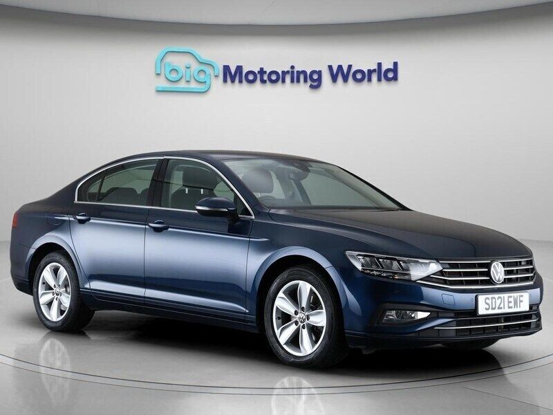 Blue Used 2021 VW Passat SE Sedan | £13,500 (Good price) - Image 1/4