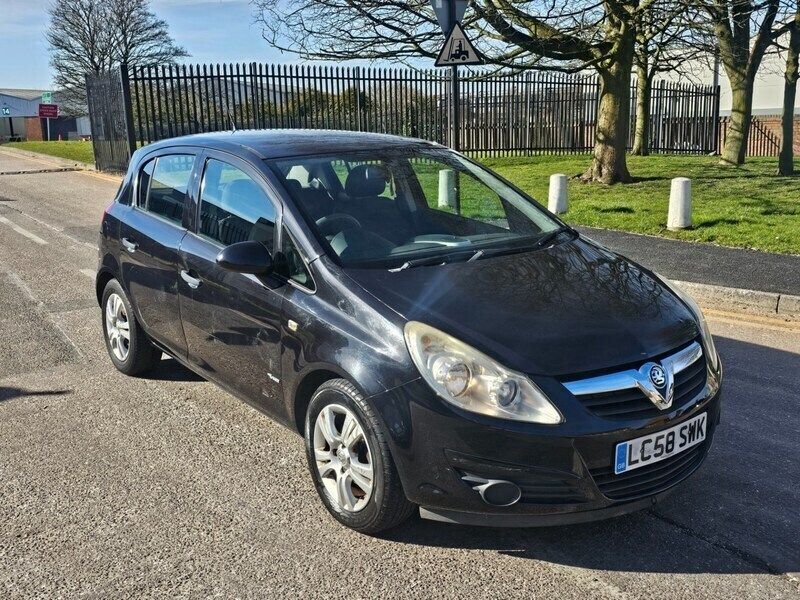 Black Used 2009 Vauxhall Corsa Hatchback | £1,995 (Good price) - Image 1/4