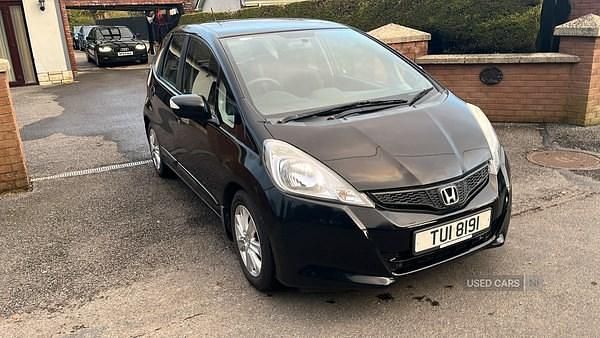 Used Honda Jazz ES 99 HP (72 kW) 2011 Black Hatchback