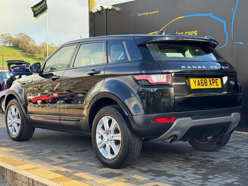 Used Land Rover Range Rover evoque SE 2019 Black SUV