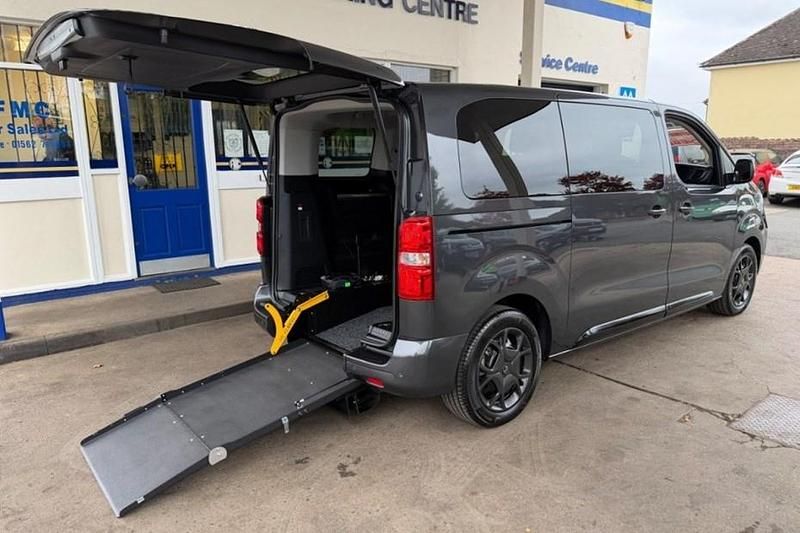 New Citroën Spacetourer 177 HP (130 kW) 2025 Grey MPV