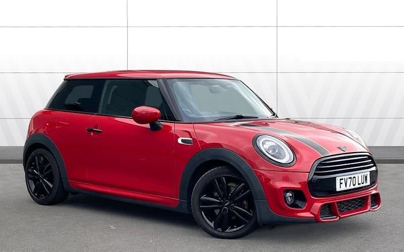 Usado Mini Cooper Sport 136 HP (100 kW) 2020 Citadino