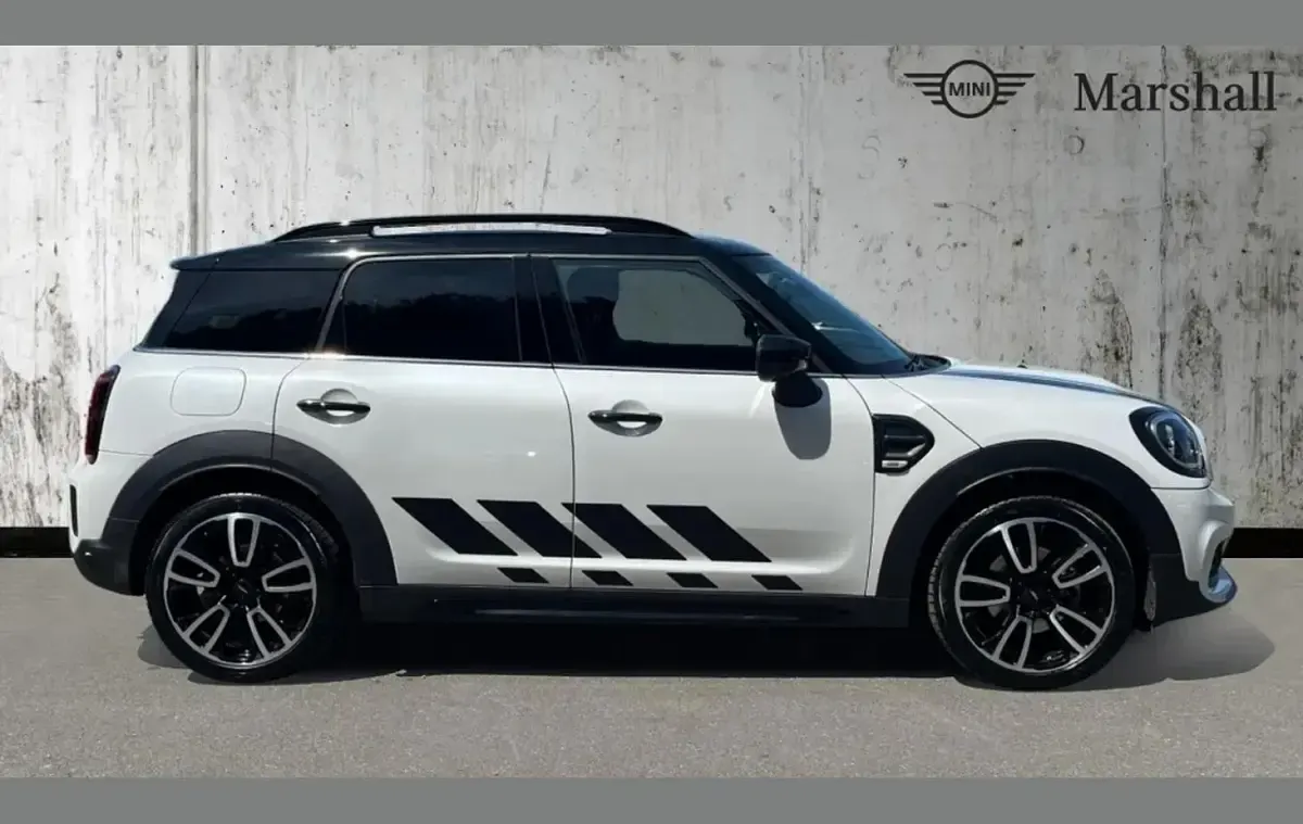 Used Mini Cooper Countryman Comfort 134 HP (98 kW) 2023 White SUV