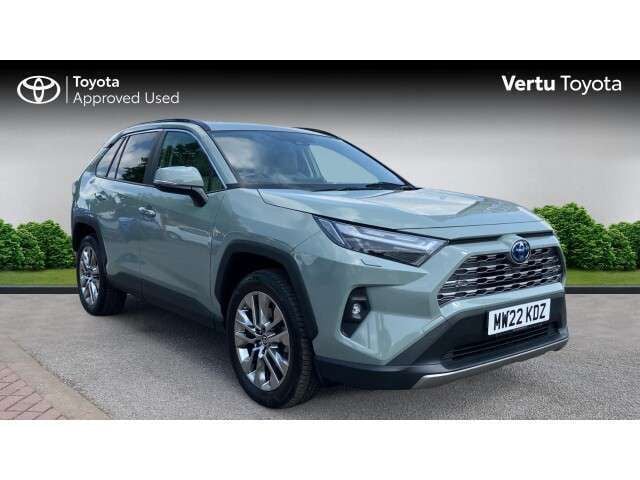 Green Used 2022 Toyota RAV4 Hybrid SUV | £30,490 (Fair price) - Image 1/4