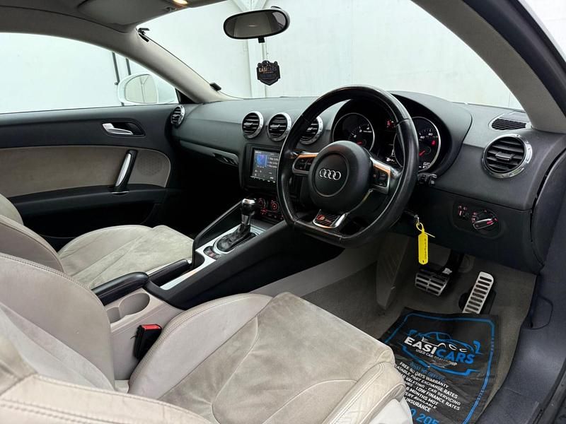 Used Audi TT Basis 2009 White Coupe