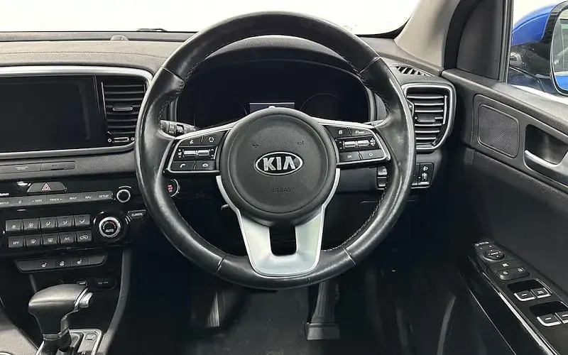 Used Kia Sportage 136 HP (100 kW) 2019 Blue SUV