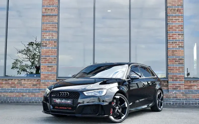 Used Audi RS3 Comfort 367 HP (269 kW) 2016 Sedan