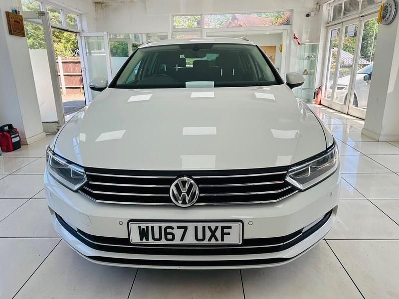 Used VW Passat Business 150 HP (110 kW) 2017 White Estate