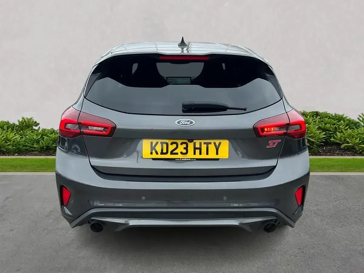 Used Ford Focus ST 280 HP (205 kW) 2023 Grey Hatchback