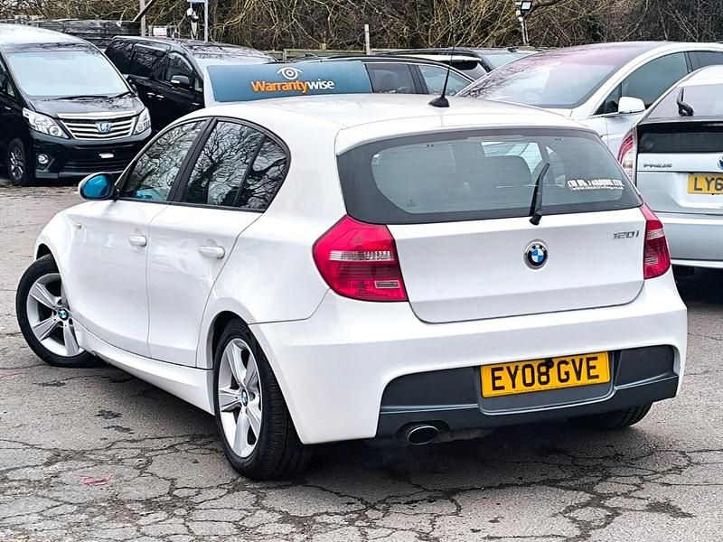 Used BMW 120 2008 White Hatchback