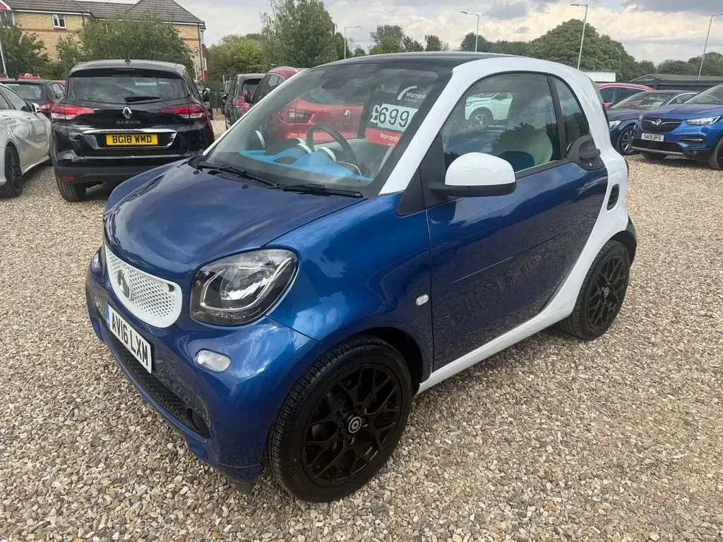Used Smart ForTwo Coupé Proxy 71 HP (52 kW) 2016 Blue Coupe
