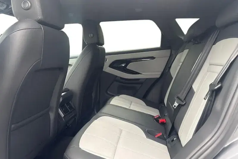 Used Land Rover Range Rover evoque SE Dynamic 2025 Grey SUV