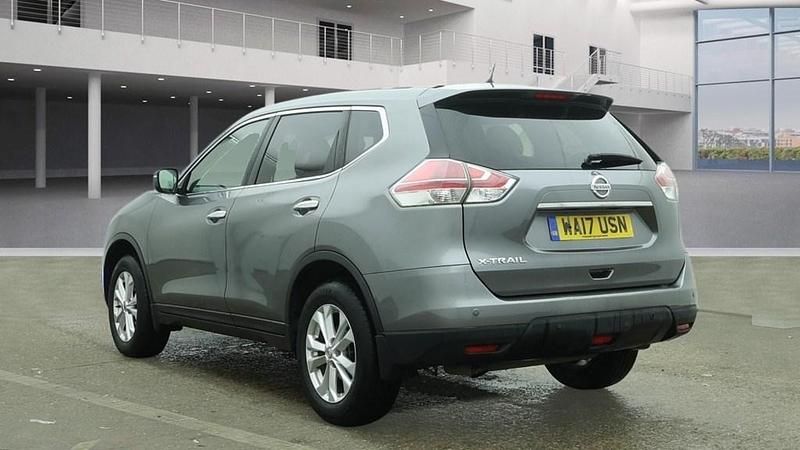 Used Nissan X-Trail Acenta 130 HP (95 kW) 2017 Gunmetal grey SUV