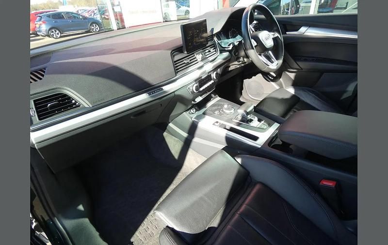 Used Audi Q5 Sport 187 HP (137 kW) 2019 Green SUV