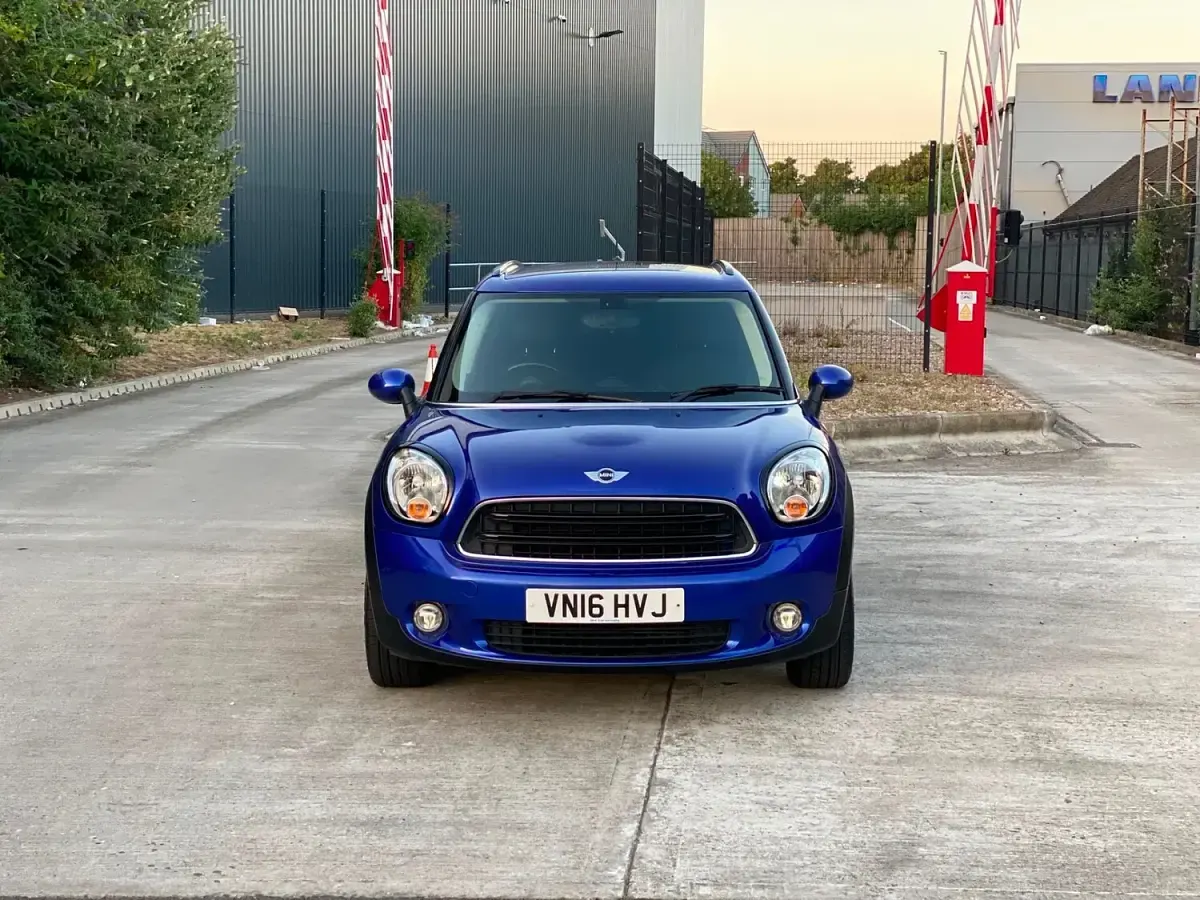 Used Mini Cooper D Business 2016 Blue Hatchback