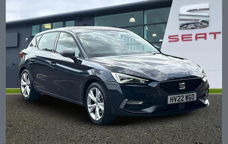 Blue Used 2022 Seat Leon FR Hatchback | £17,811 (A bit pricey) - Image 1/4