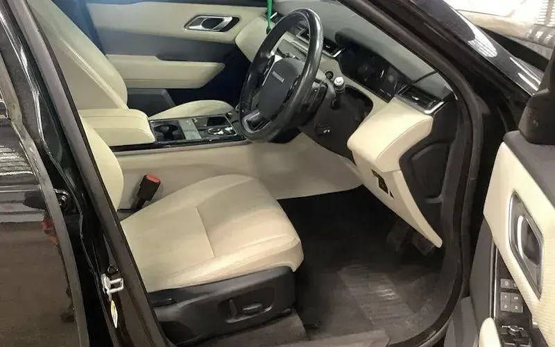 Used Land Rover Range Rover Velar S 179 HP (131 kW) 2019 Black SUV