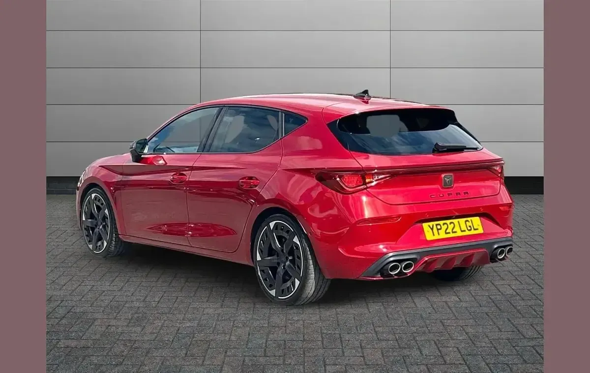 Used Cupra Leon VZ3 296 HP (217 kW) 2022 Red Hatchback