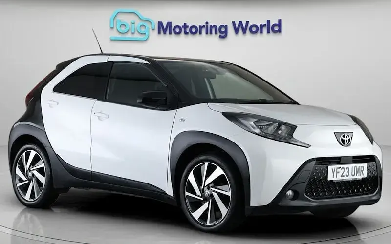Usado Toyota Aygo X 72 HP (52 kW) 2025 SUV
