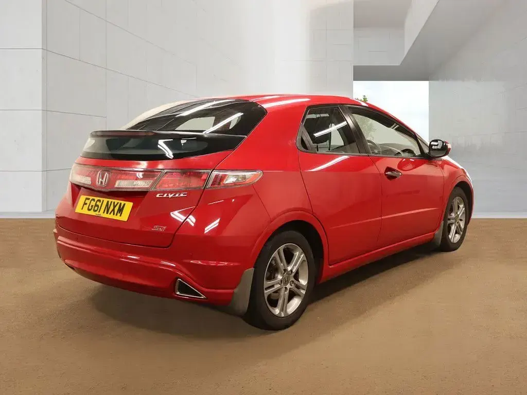 Used Honda Civic SI 98 HP (72 kW) 2011 Red Hatchback