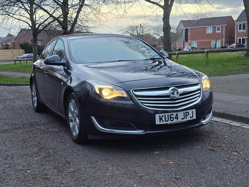 Używany Vauxhall Insignia SRi 2014 Czarny Hatchback