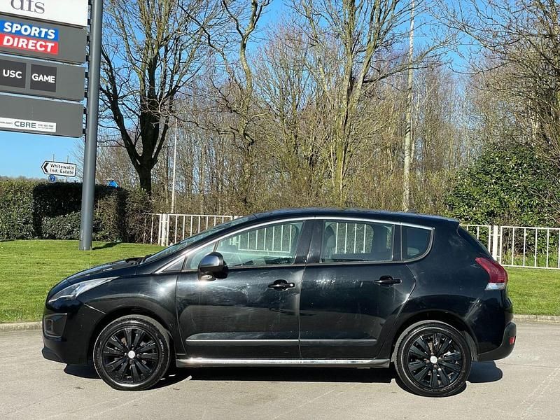 Używany Peugeot 3008 Active 2014 Czarny Kombi