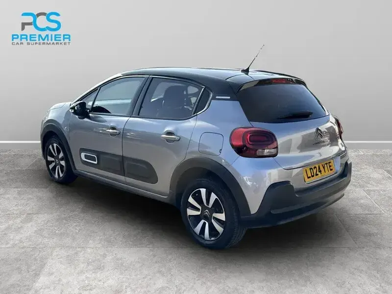 Used Citroën C3 PureTech 108 HP (79 kW) 2024 Cumulus grey metallic Hatchback