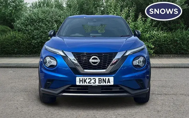Used Nissan Juke N-Connecta 114 HP (83 kW) 2023 Blue SUV