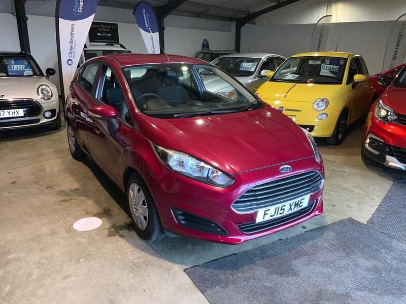 Used Ford Fiesta Style 2015 Red Hatchback