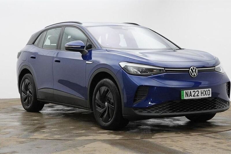 Blue Used 2022 VW ID.4 Pure SUV | £19,995 (Fair price) - Image 1/4