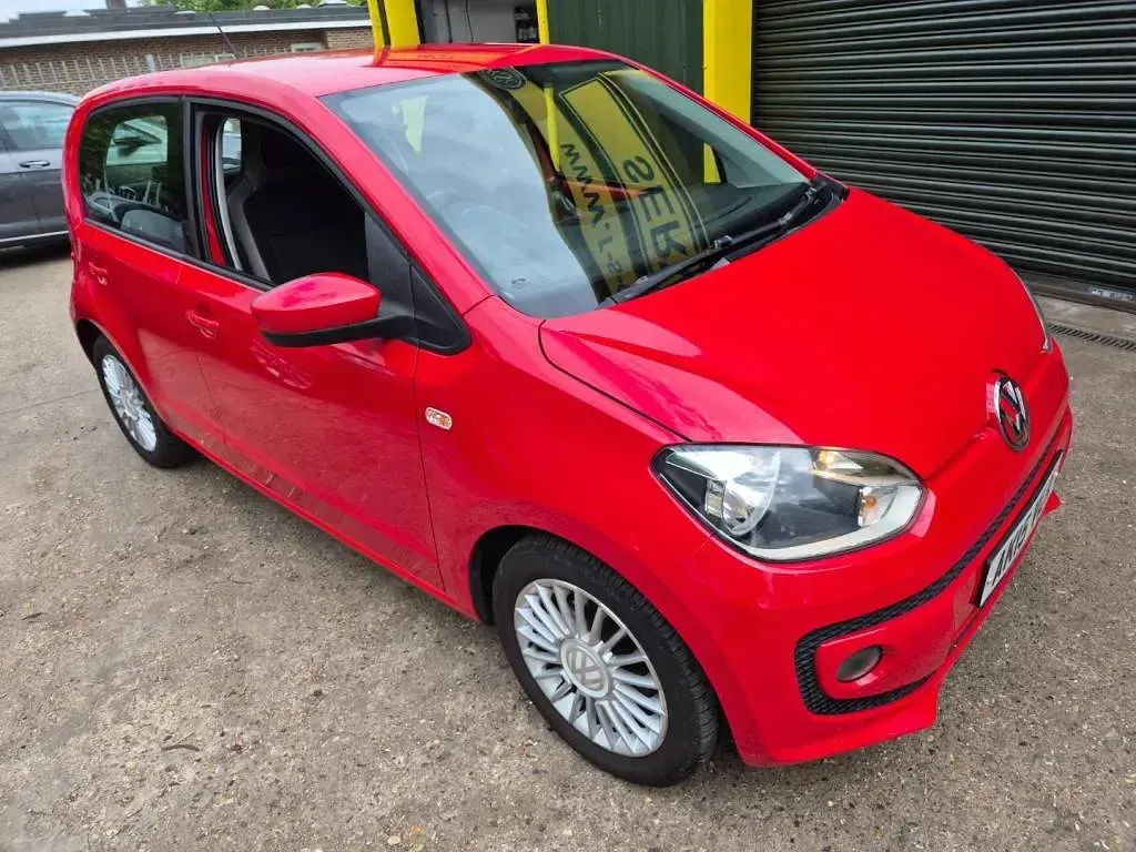 Used VW up! high up! 73 HP (53 kW) 2015 Red Hatchback
