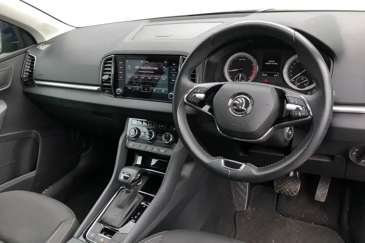 Gebraucht Skoda Karoq SE Drive 150 PS (110 kW) 2022 Blau SUV