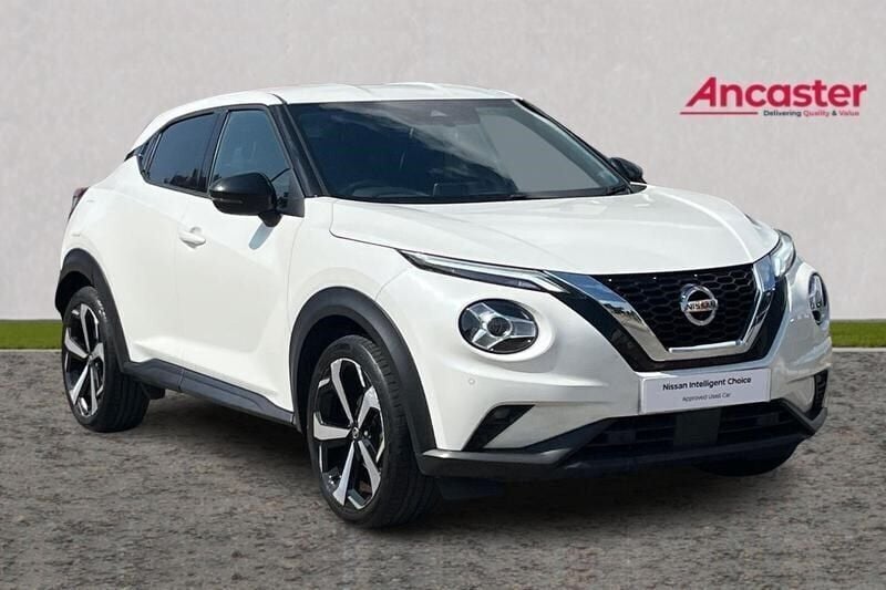 White Used 2021 Nissan Juke Tekna SUV | £14,475 (Fair price) - Image 1/4