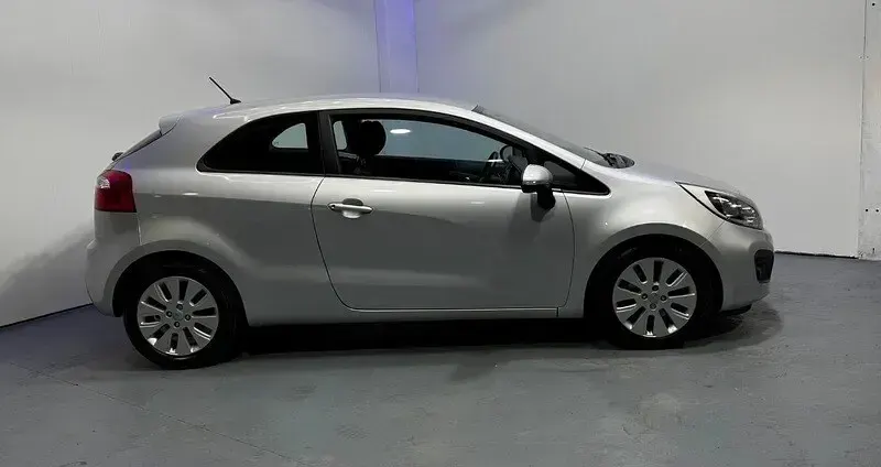 Used Kia Rio 2014 Silver Hatchback