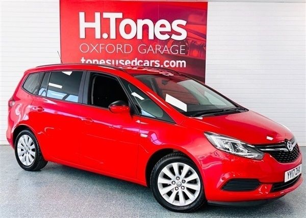 Red Used 2017 Vauxhall Zafira Design Edition MPV | £9,995 (Expensive) - Image 1/1