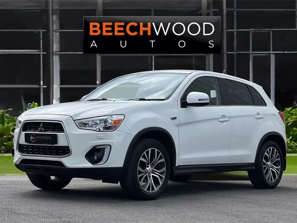 Used Mitsubishi ASX 117 HP (86 kW) 2016 White SUV