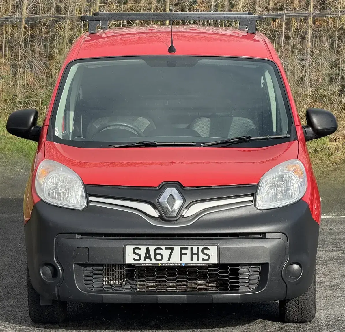 Used Renault Kangoo Business 90 HP (66 kW) 2017 Red MPV