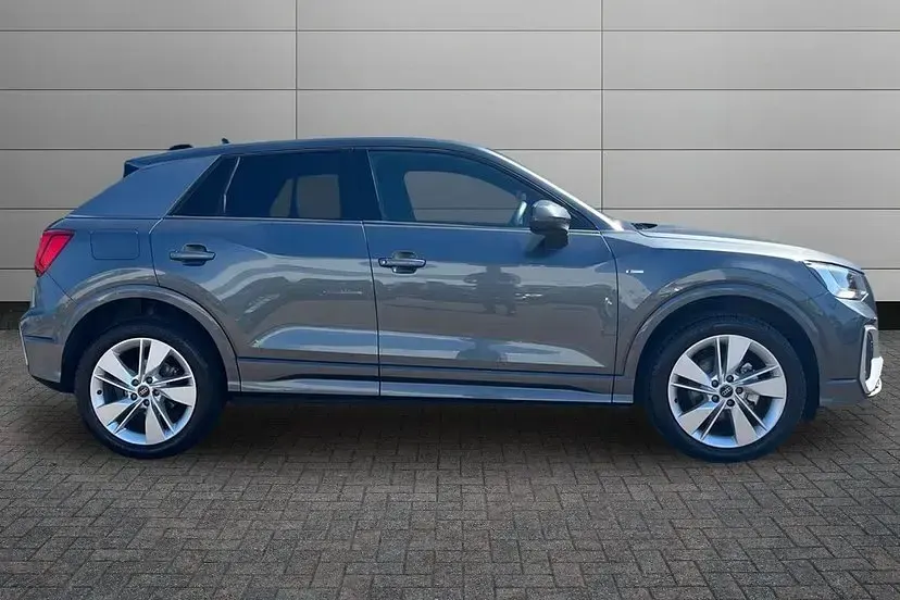 Used Audi Q2 S-Line 148 HP (108 kW) 2026 Grey SUV