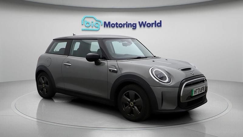 Used Mini Cooper SE Hatch 133 kW (181 HP) 2022 Hatchback
