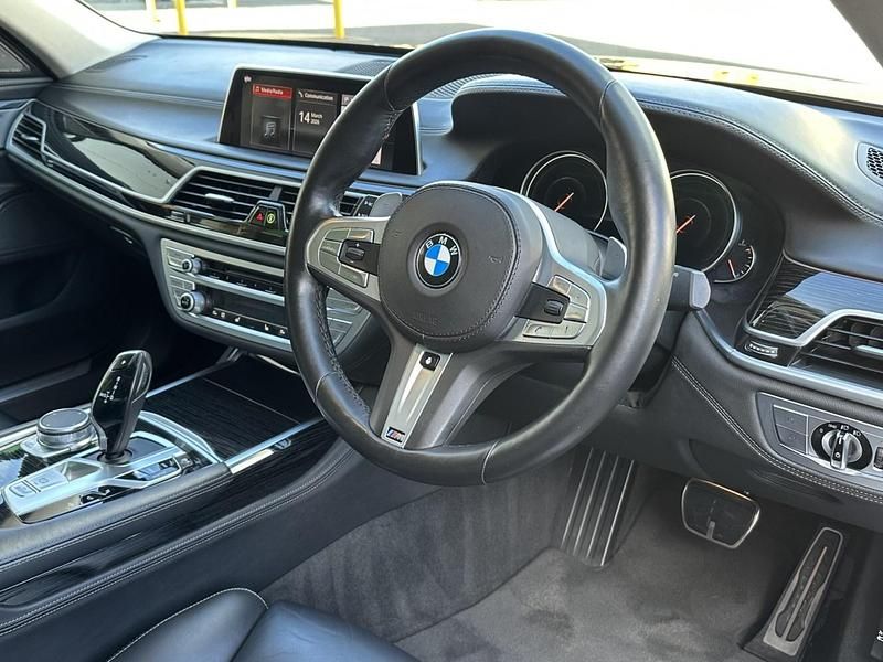 Used BMW 730 M Sport 265 HP (194 kW) 2019 Black Sedan
